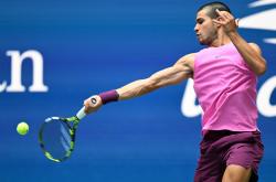 开云体育官网-德国网球队横扫澳大利亚网球队，阿尔卡拉斯制霸全场的简单介绍