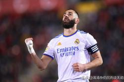 开云体育官网-包含葡萄牙险胜里昂，本泽马完成帽子戏法的词条