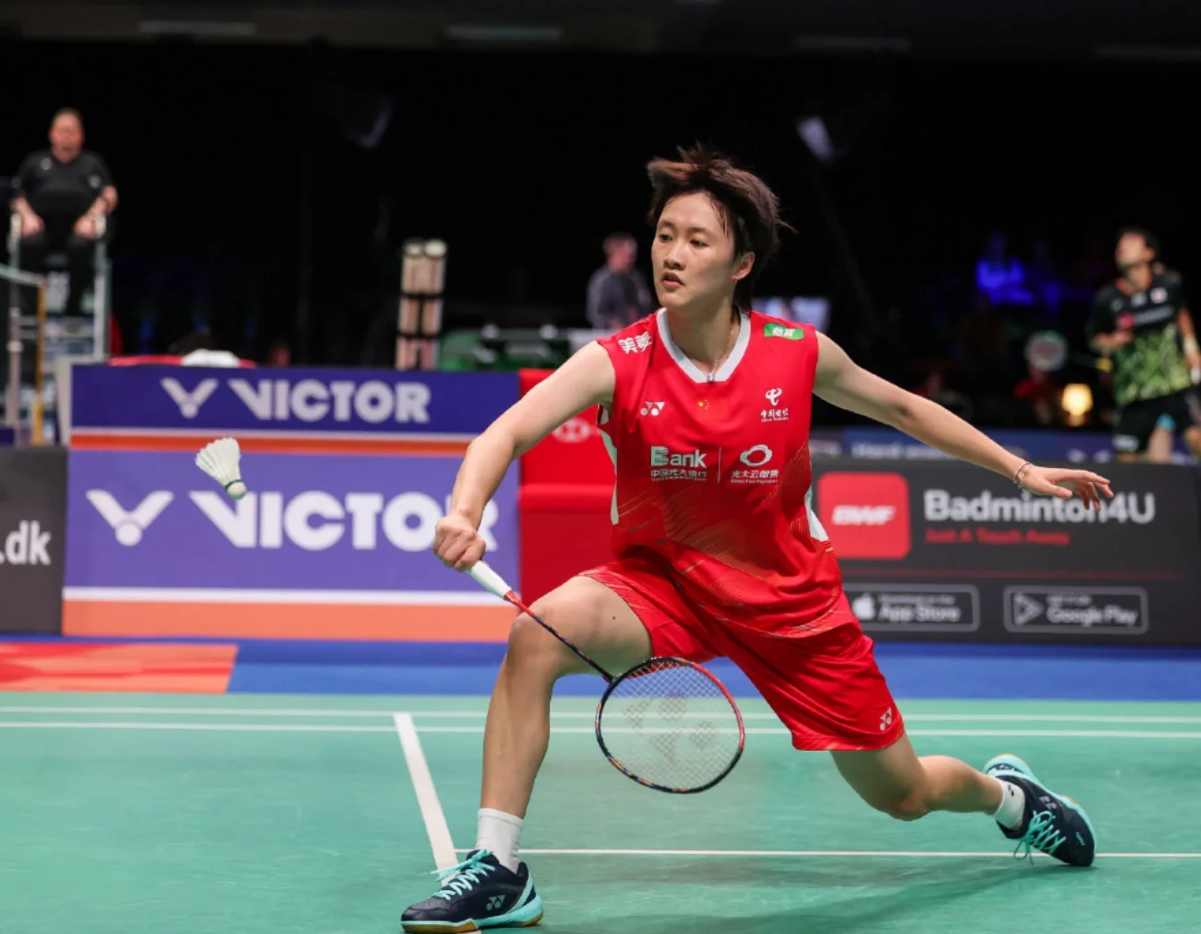 丹麦羽毛球队绝地反击韩国羽毛球队，陶菲克统治全场