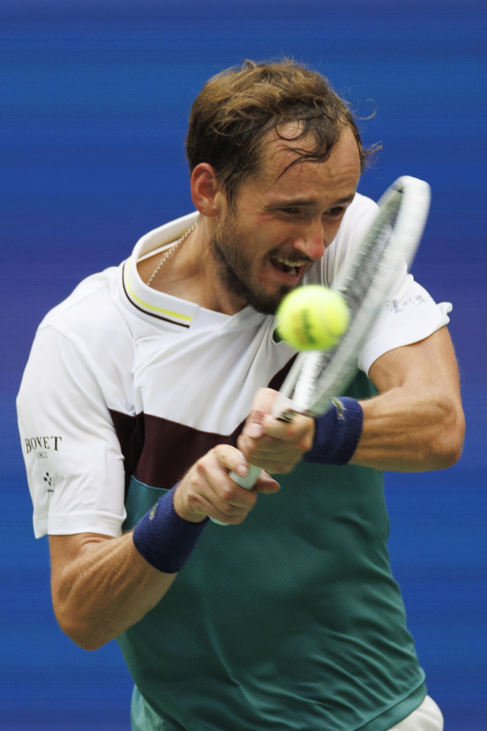 法国网球队力克世界网球队，梅德韦杰夫惊艳世界