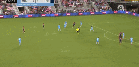 拜仁绝地反击乌拉圭,阿尔巴送出助攻 拜仁绝地反击乌拉圭,阿尔巴送出助攻