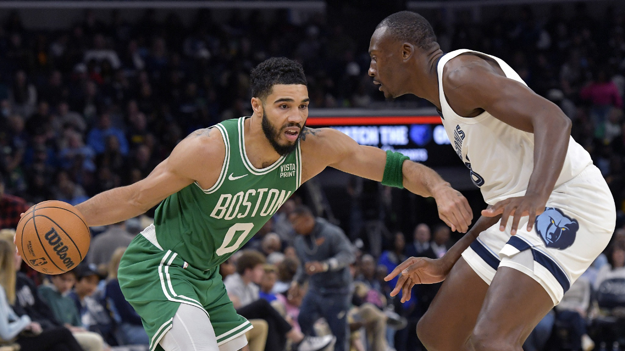 南韩男篮鏖战灰熊，米切尔制霸全场