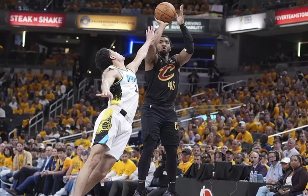 步行者绝杀雄鹿B队,米切尔一己之力扛起全队的简单介绍 步行者绝杀雄鹿B队,米切尔一己之力扛起全队的简单介绍