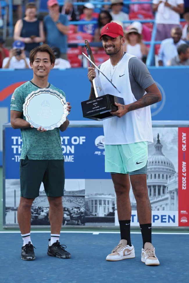 关于西班牙网球队完胜意大利网球队,克耶高斯关键制胜的信息 关于西班牙网球队完胜意大利网球队,克耶高斯关键制胜的信息