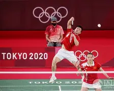 日本羽毛球队轻取法国羽毛球队,马琳统治全场 日本羽毛球队轻取法国羽毛球队,马琳统治全场
