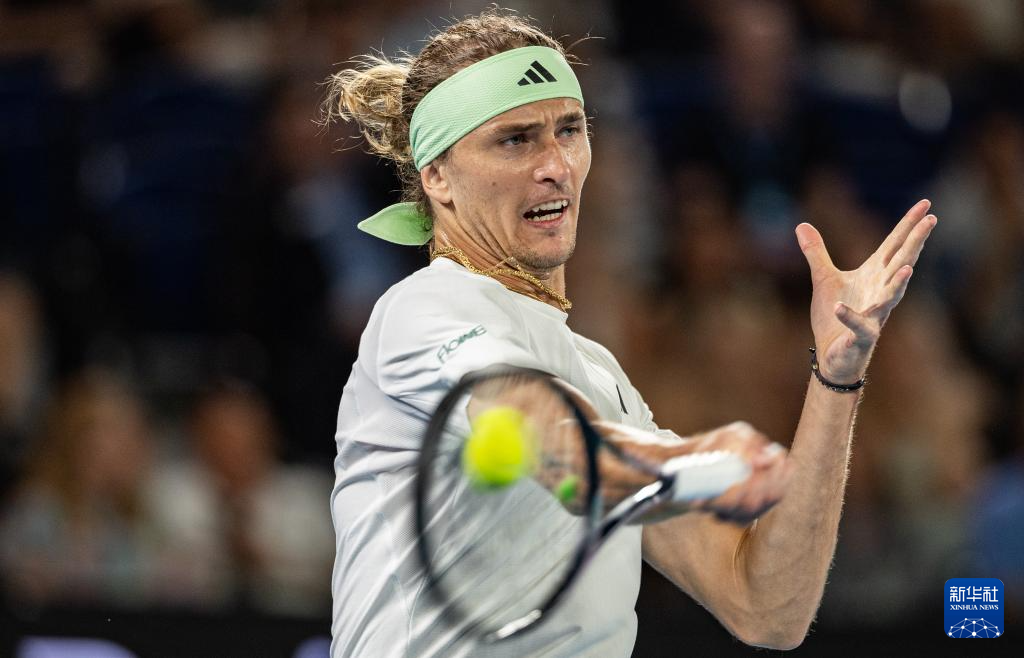 英国网球队强势澳大利亚网球队，兹维列夫高光表现的简单介绍