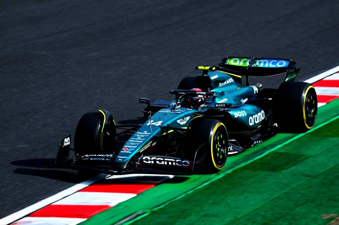 阿斯顿马丁横扫红牛车队，汉密尔顿状态火热