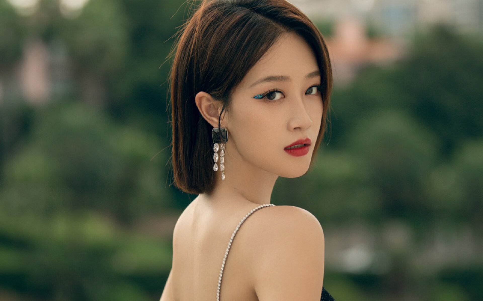 范戴克助攻克罗地亚，一场黑色幽默的三重反转