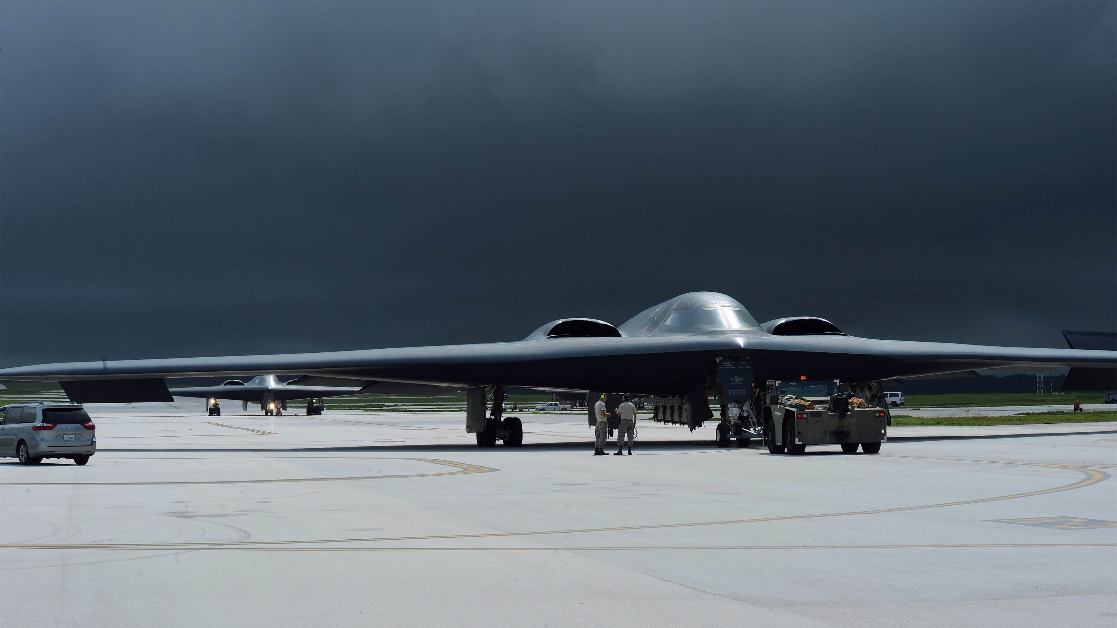 东决关键战之夜,当绿茵场撞破时空,基米希的篮球纪录为谁而鸣?