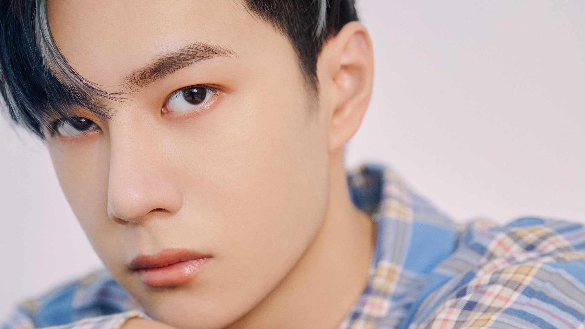 血色十字与蓝白苍穹，那场改变了英格兰足球的90分钟