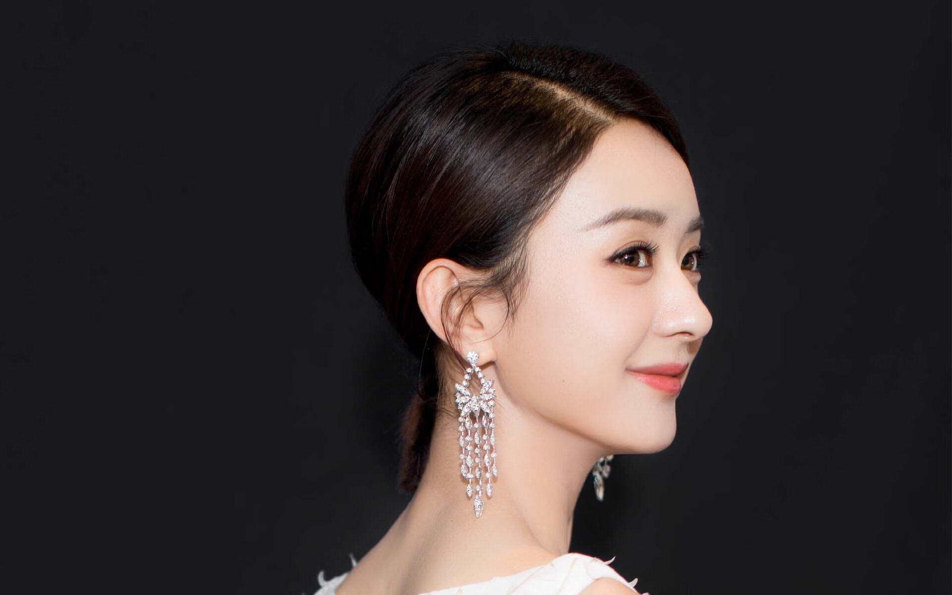 打疯了的范弗利特，一记无解三分击穿湖人，生涯之夜改写两队剧本